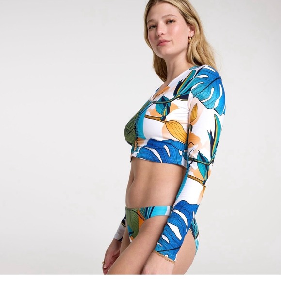 New CALLIA Women's Rash Guard Long Sleeve Ruched Swim Top Botanical Print White - Picture 1 of 9